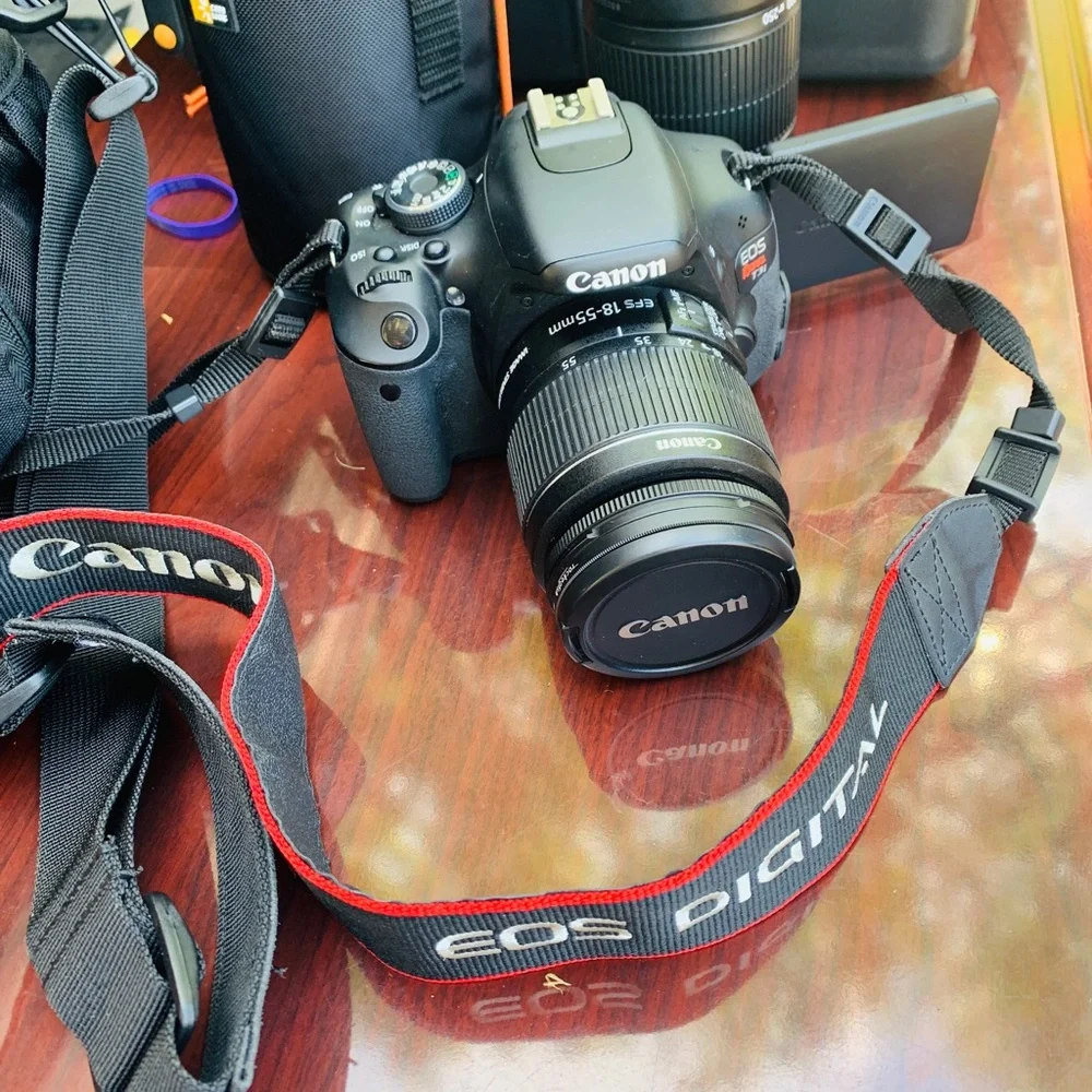 Complete Set Canon Camera with Extra Lens